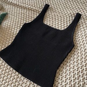 Aritzia Sculpt Knit Tank